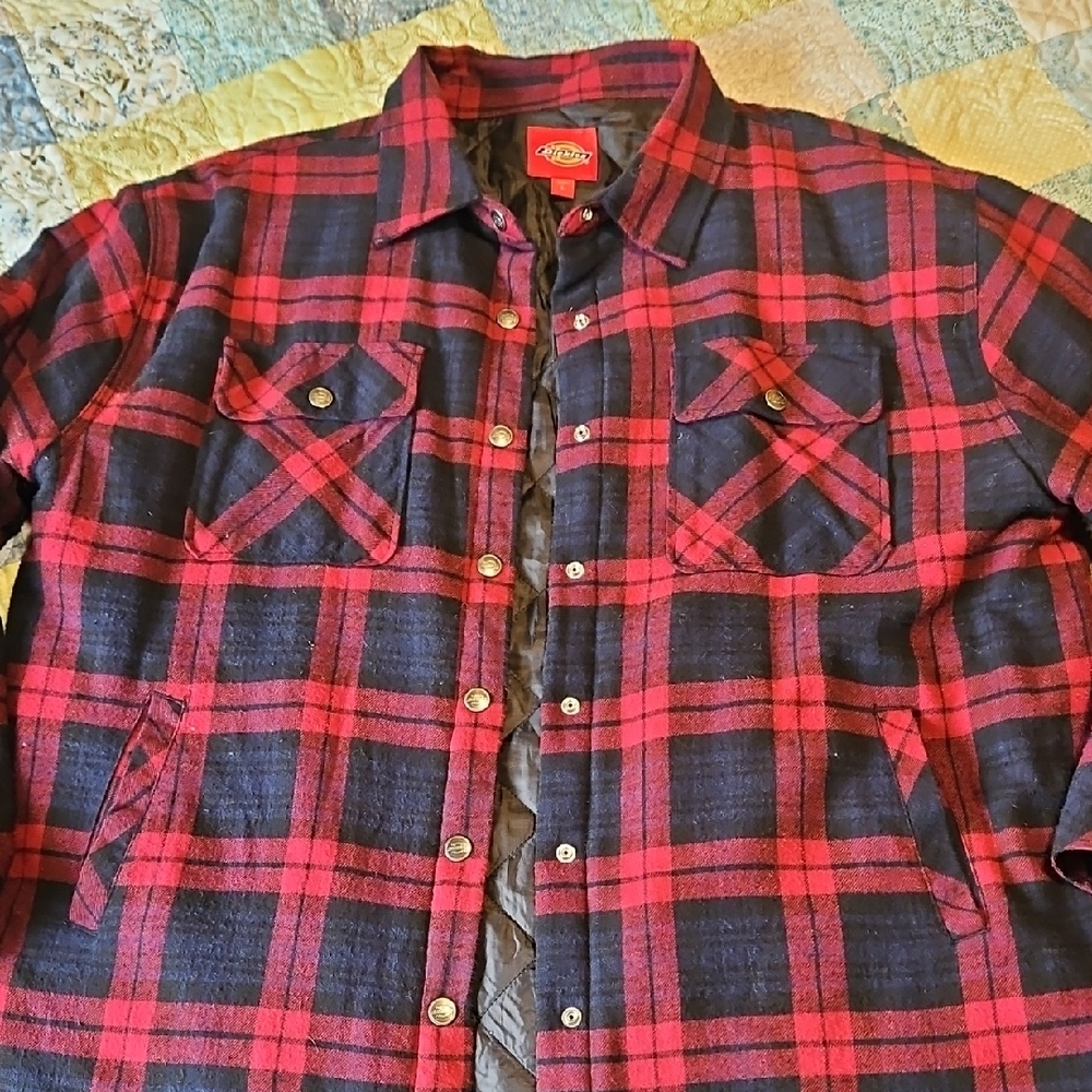 Dickies Men's Classic Red and Blue Checkered Jacket